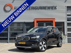 Volvo XC40 - 1.5 T4 Recharge Inscription Expression / NL auto / Stoel, Stuur & Voorruit verwarming / Ap