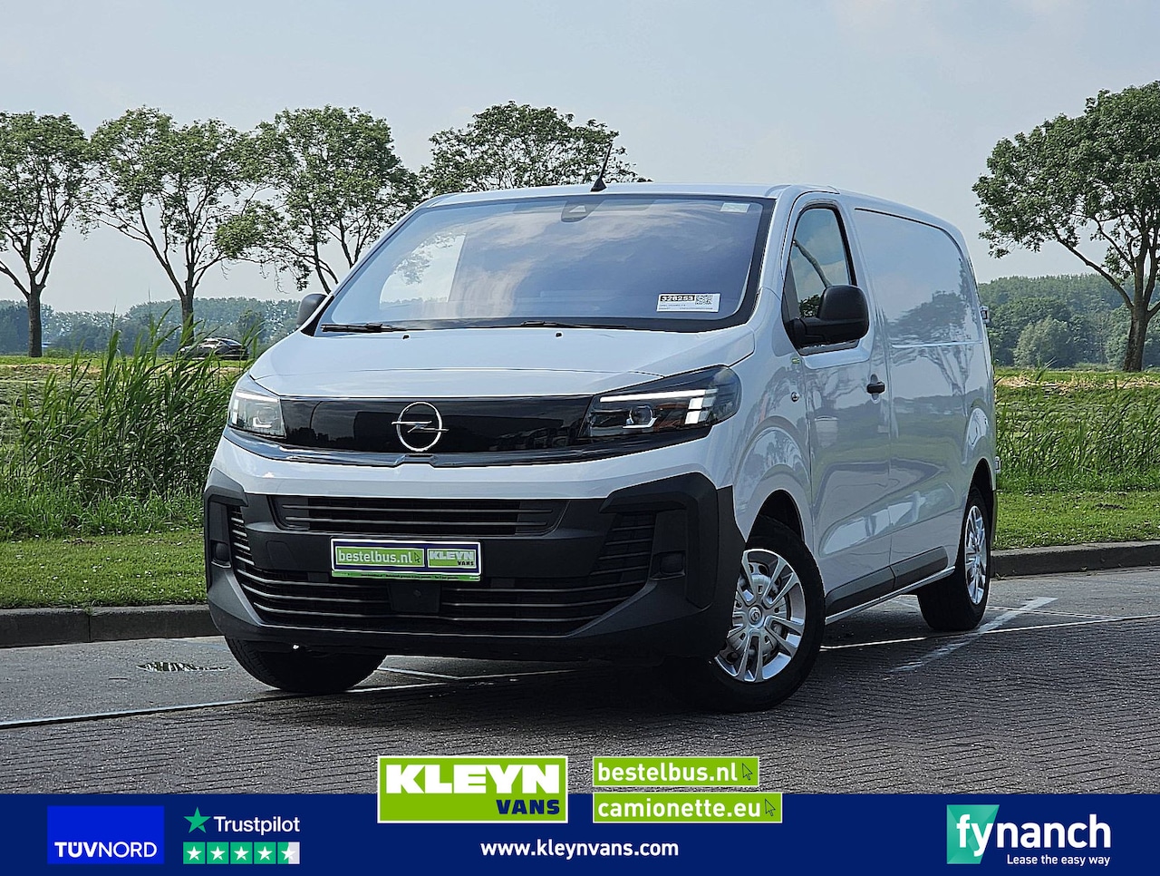 Opel Vivaro - 1.5 L2 Facelift Airco - AutoWereld.nl