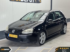 Volkswagen Golf - 1.6 FSI Trendline