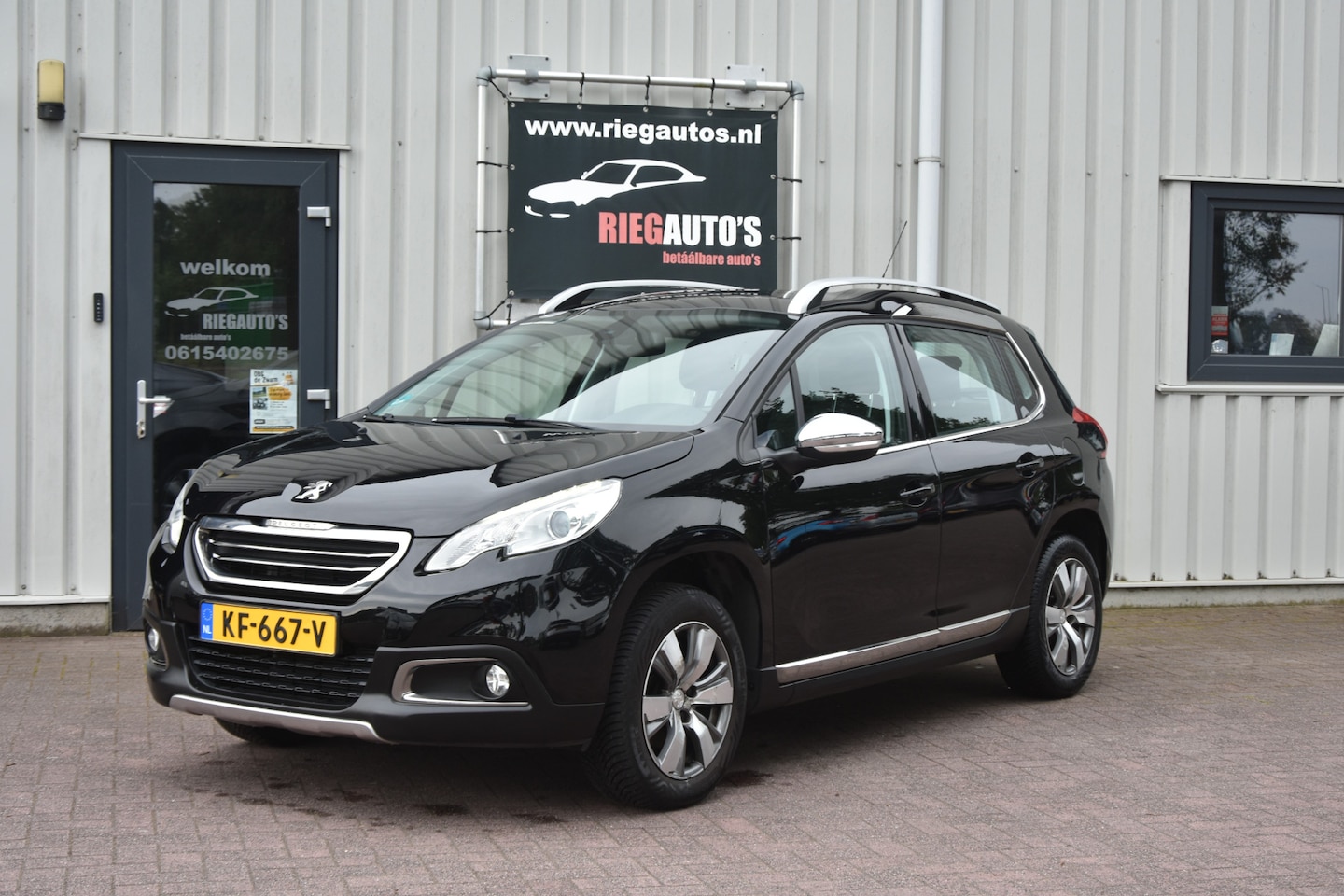 Peugeot 2008 - 1.2 111PK Allure. LMV, CLIMA, Trekhaak, Hoogzit!! - AutoWereld.nl