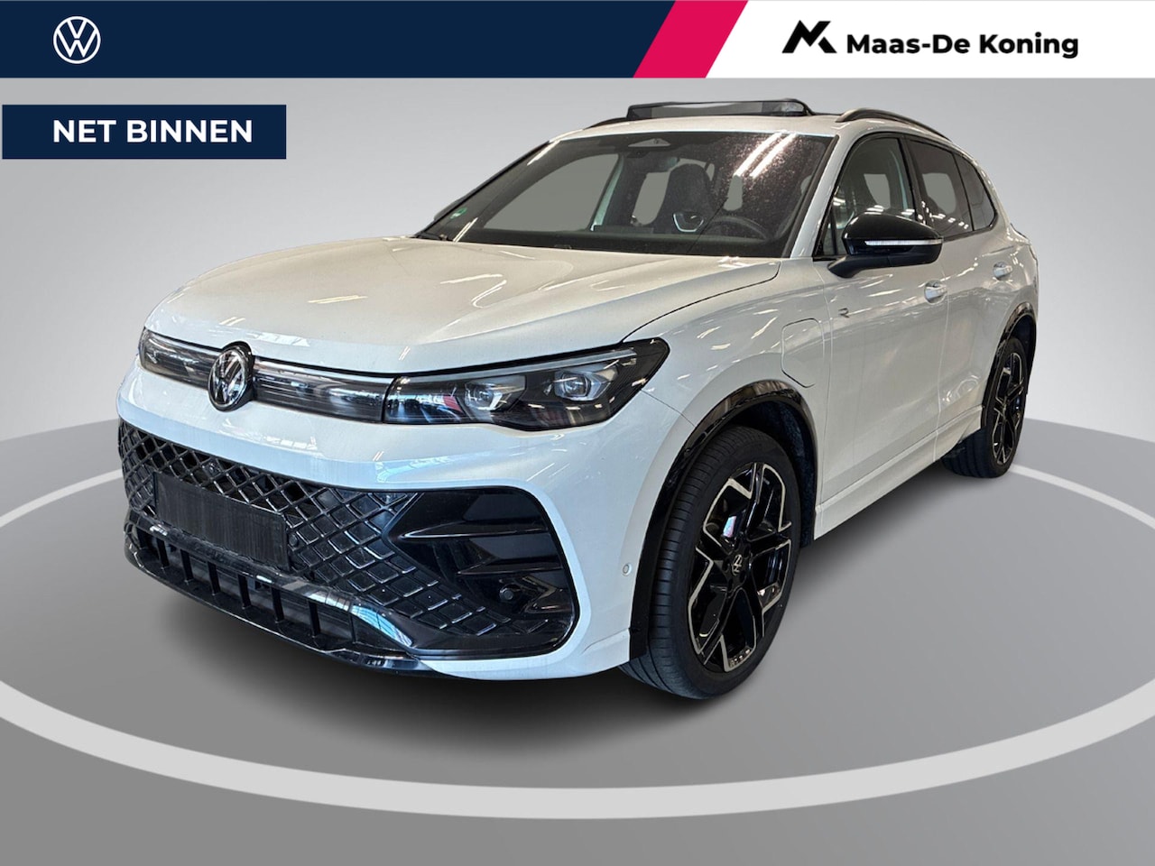 Volkswagen Tiguan - 1.5 eHybrid 204pk DSG R-Line Edition · Panoramadak · 360 Camera · Inklap. Trekhaak · Keyle - AutoWereld.nl