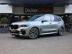 BMW X5 - xDrive45e M Sport | B & W| | Pano | Trekhaak | Carbon