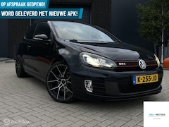 Volkswagen Golf - 2.0 GTI|STLVRM||NAVI|BLUET|