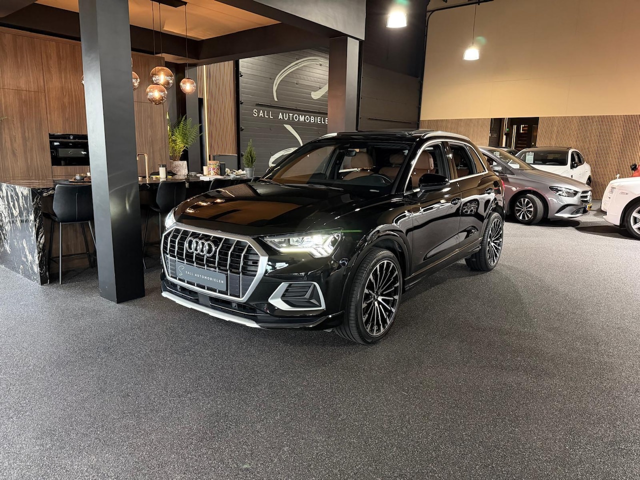 Audi Q3 - 35 TFSI Pro Line business Pano/360/VirtuelCockpit/Leder - AutoWereld.nl