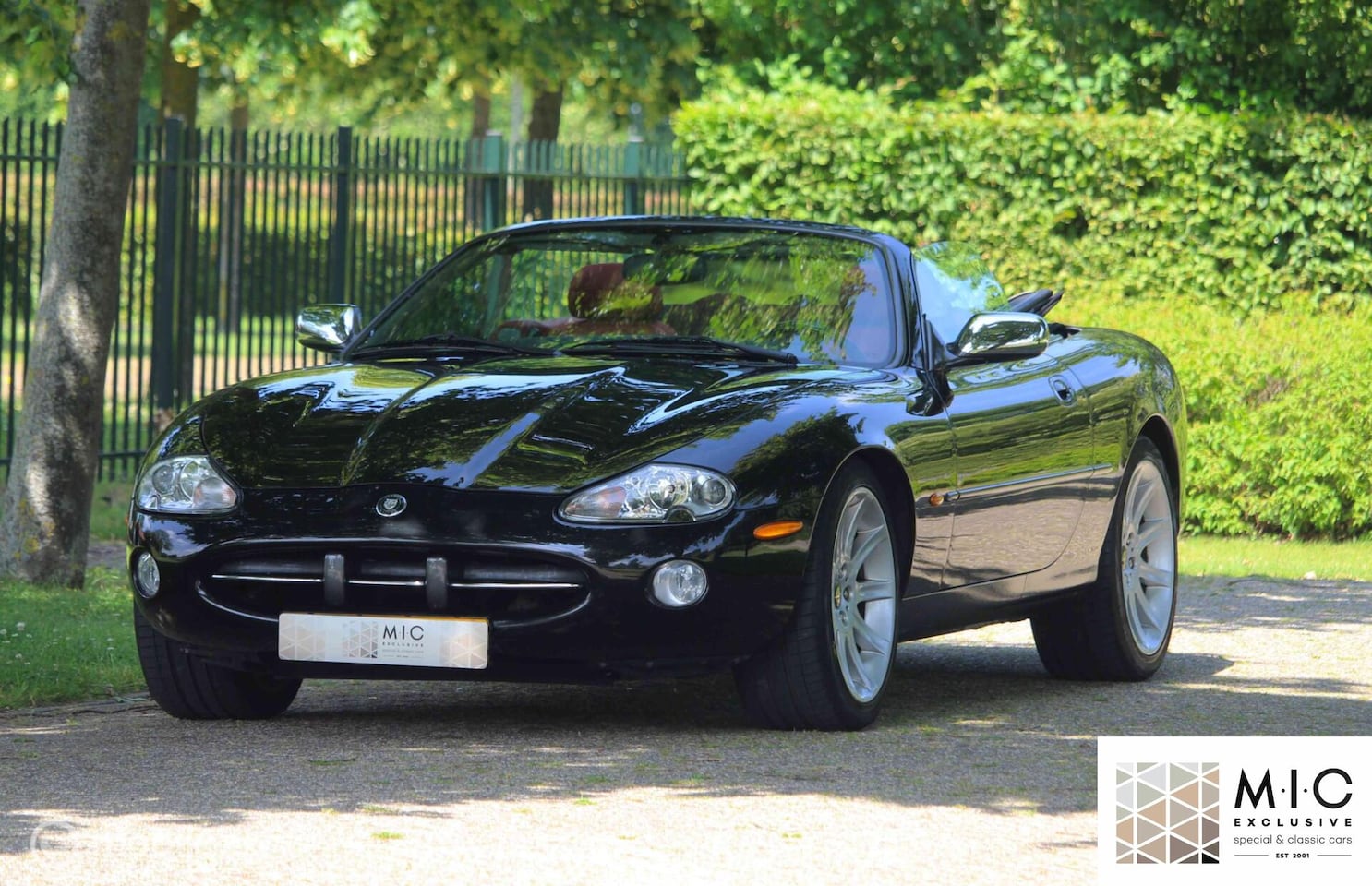 Jaguar XK8 - 4.0 V8 Convertible 4.0 V8 Convertible - AutoWereld.nl