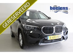 BMW X1 - sDrive18i High Executive | PANO-DAK | CARPLAY | AFN-TRHAAK | CRUISE | NAVIGATIE | DAB-RADI