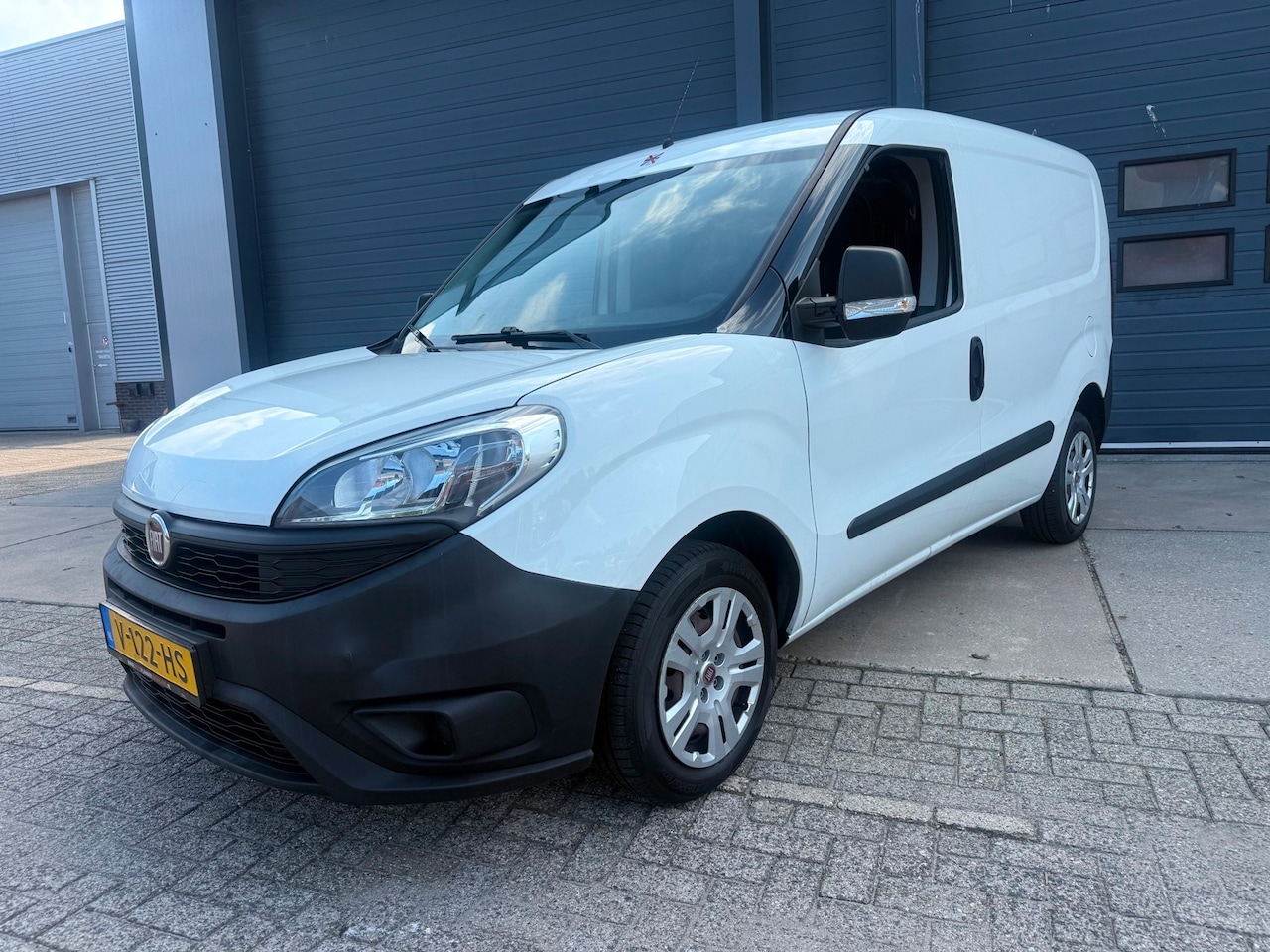 Fiat Doblò Cargo - 1.3 MJ L1H1 Actual 1.3 MJ L1H1 Actual - AutoWereld.nl