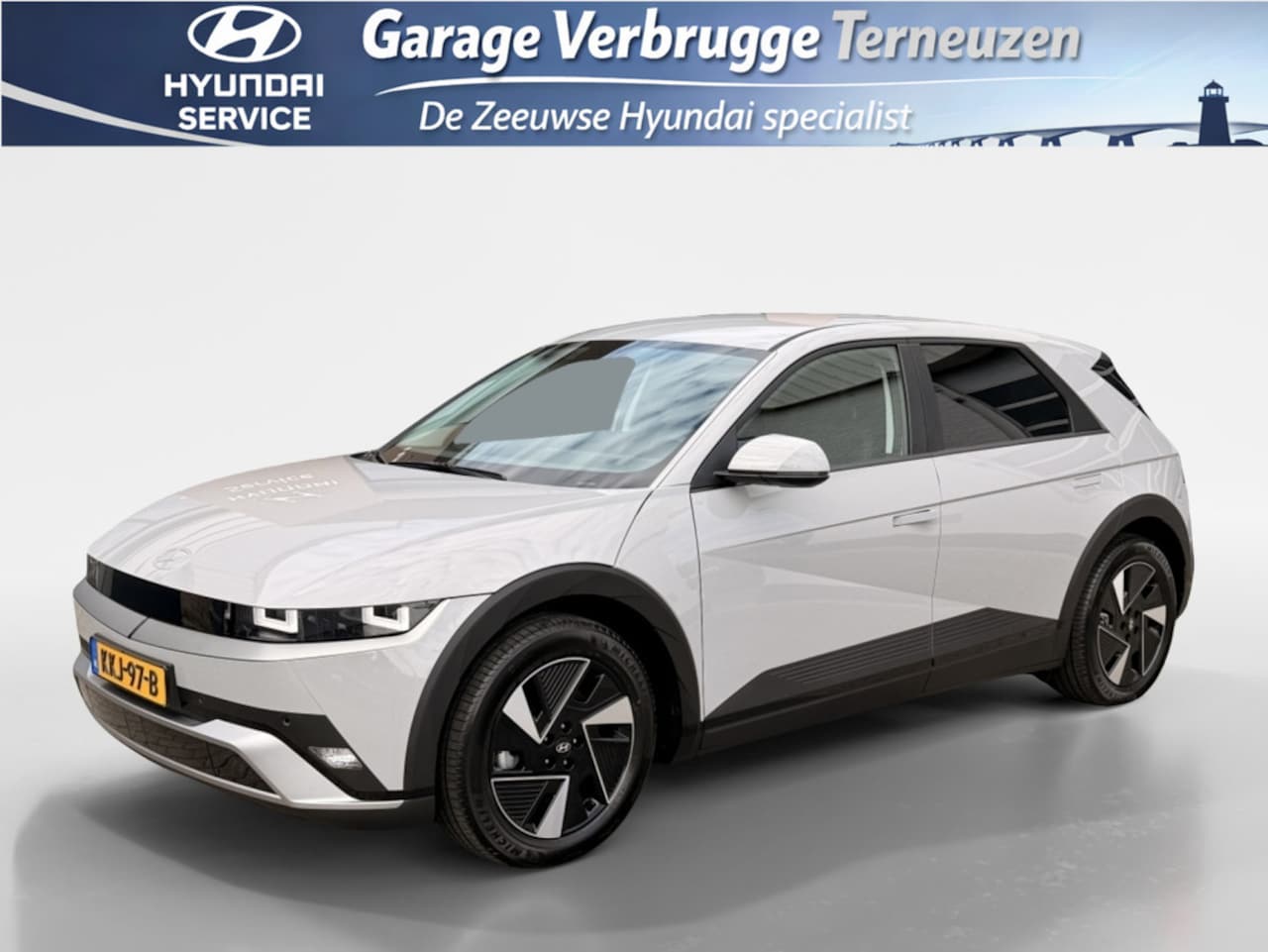 Hyundai IONIQ 5 - Long range Pure Edition 84 kWh | Direct leverbaar | Leder/stof | - AutoWereld.nl