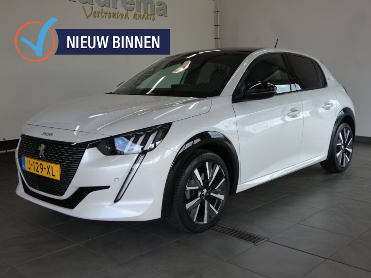 Peugeot 208 - 1.2 i GT-Line Camera Panodak - AutoWereld.nl
