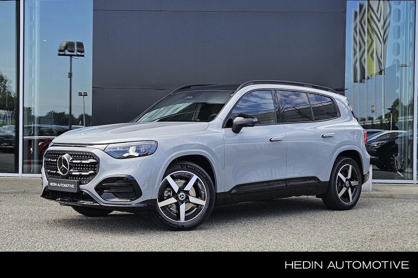 Mercedes-Benz GLB - GLB 200 Automaat Business Solution AMG 7-Persoons | MANUFAKTUR | Premium Plus Pakket | Nig - AutoWereld.nl