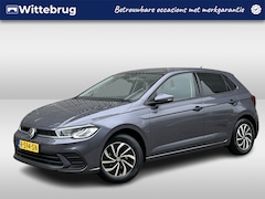 Volkswagen Polo - 1.0 TSI Life / Navigatie / App connect / Parkeersensoren V+A / Climate controle / Lichtmet