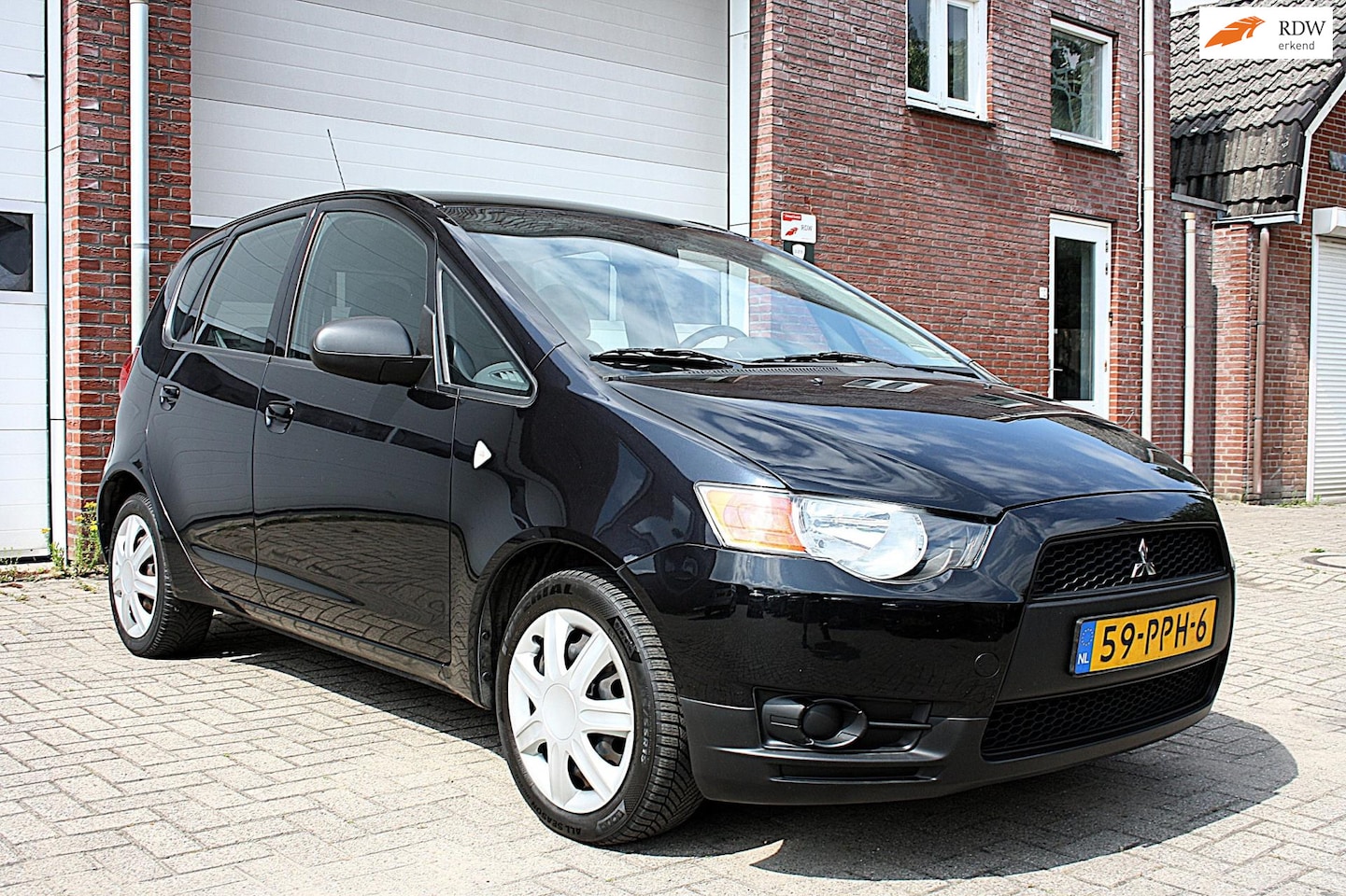 Mitsubishi Colt - 1.1 Edition One - Nw. APK - AIRCO - NAP - 5 Deurs - AutoWereld.nl