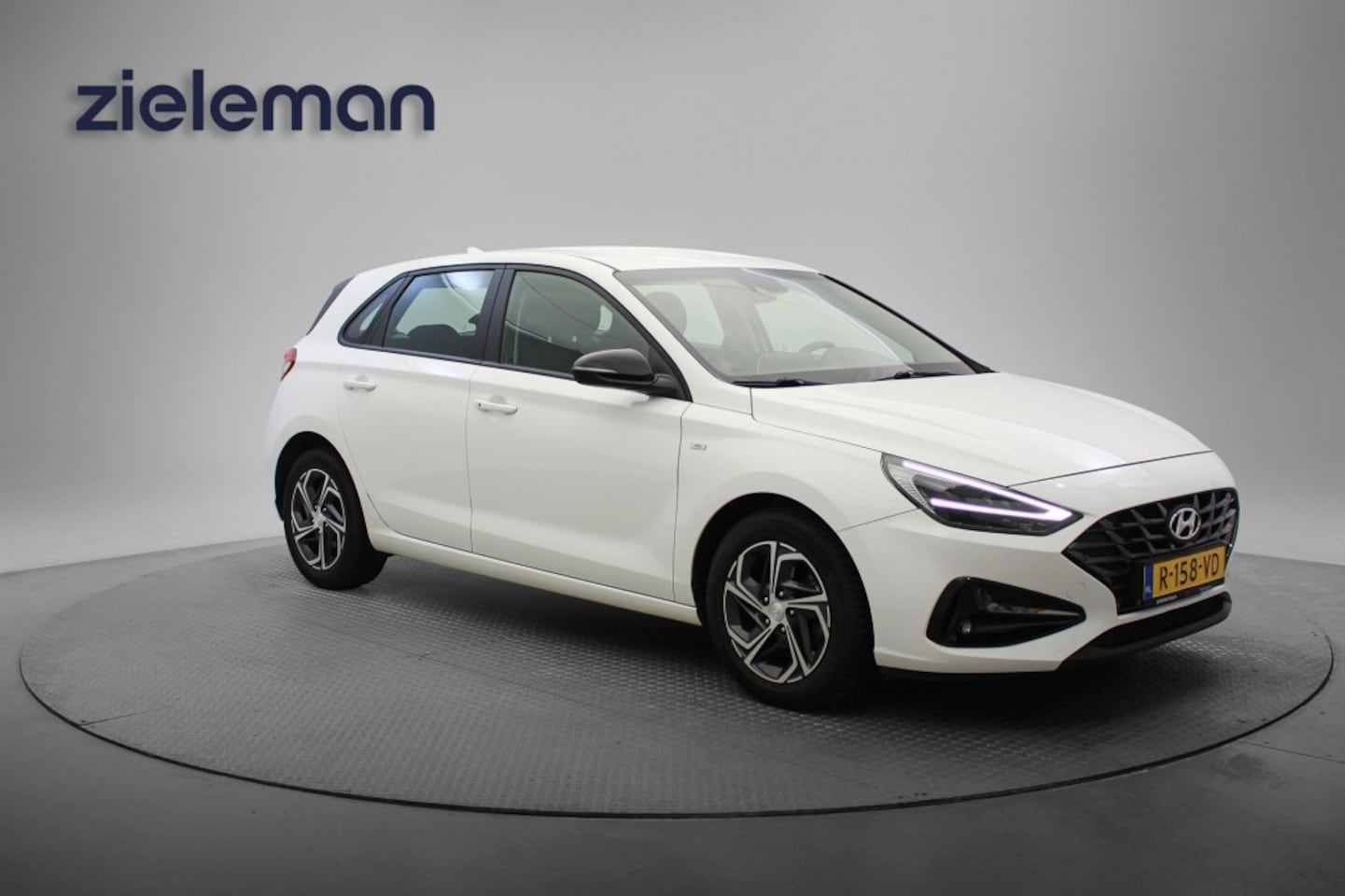 Hyundai i30 - 1.0 T-GDi MHEV Comfort Smart - Carplay, Camera, Cruise, Clima - AutoWereld.nl