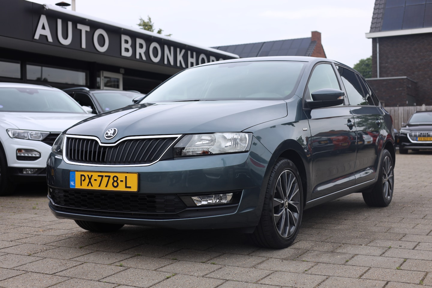 Skoda Rapid Spaceback - 1.0 TSI GREENTECH DRIVE | NAVI | CARPLAY | CLIMA - AutoWereld.nl
