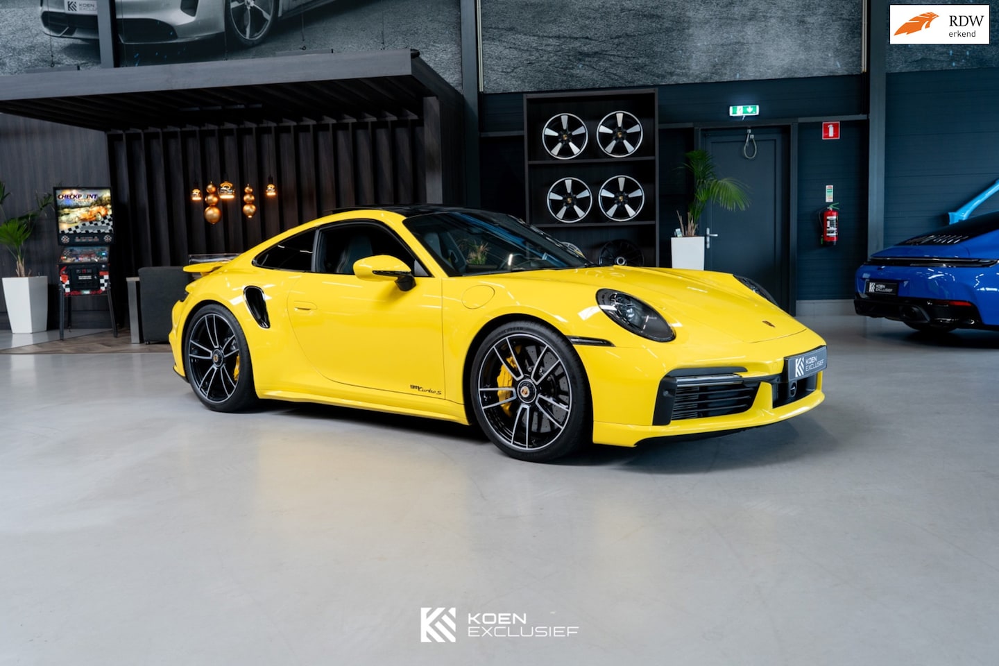 Porsche 911 - 992 3.8 Turbo S Approved tot 20-11-2028 - AutoWereld.nl