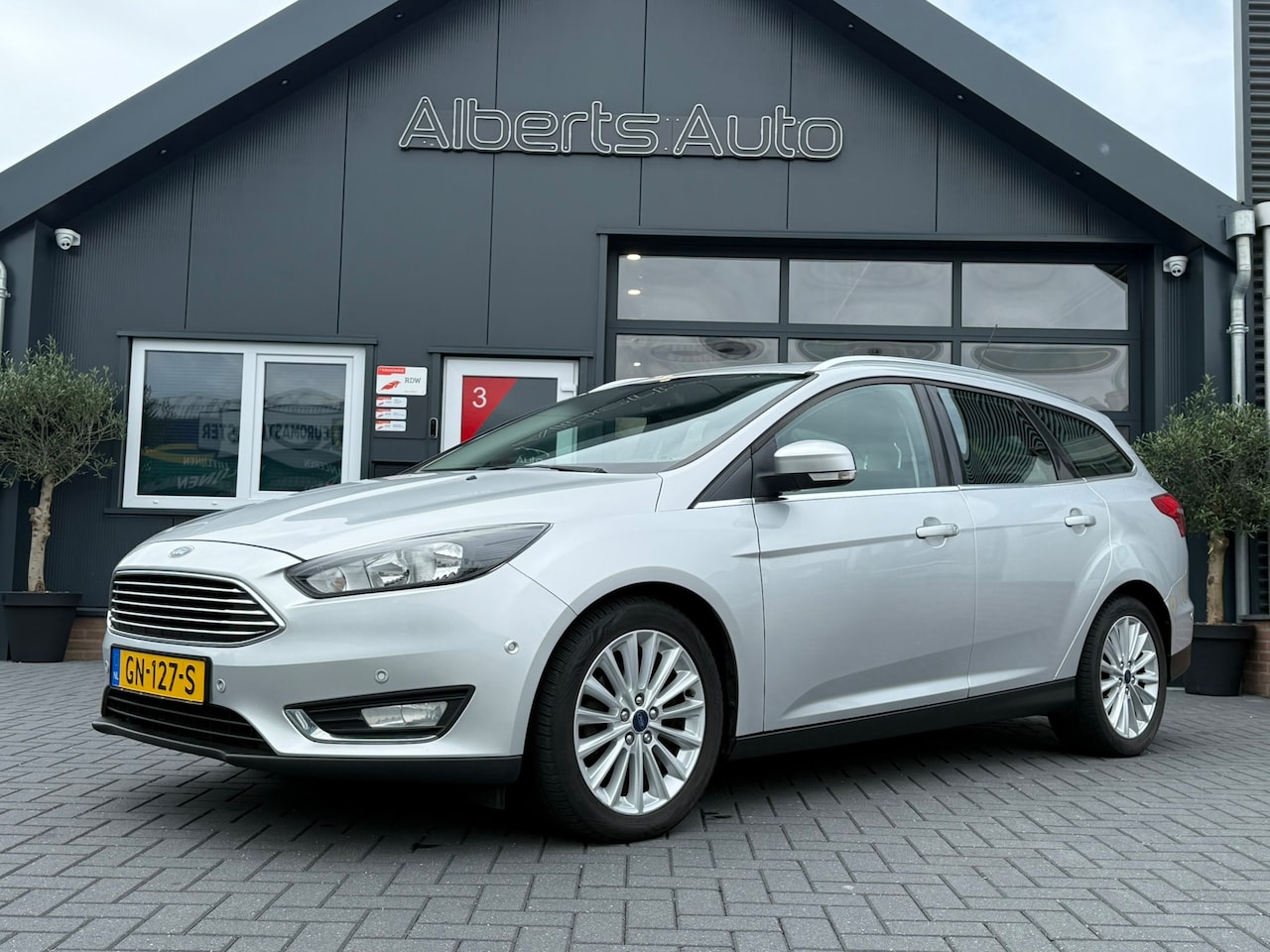 Ford Focus Wagon - 1.5 TDCI Titanium Edition | NAVI | CLIMA | - AutoWereld.nl