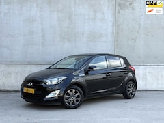 Hyundai i20 - 1.2 i-Drive Cool, APK Airco NAP LM Velgen