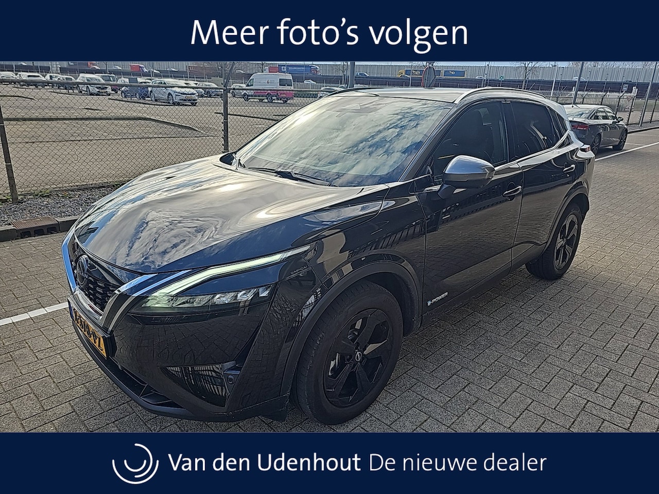 Nissan Qashqai - 1.5 e-Power Black Edition / Panoramadak / Navigatie / Stoelverwarming / Camera - AutoWereld.nl