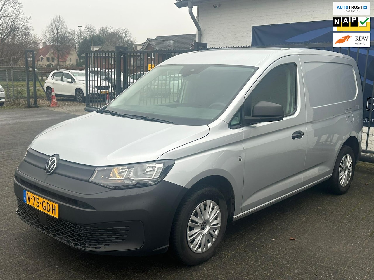 Volkswagen Caddy Cargo - 2.0 TDI Trend / DIGI DASH / FABRIEKSGARANTIE / BPM VRIJ - AutoWereld.nl