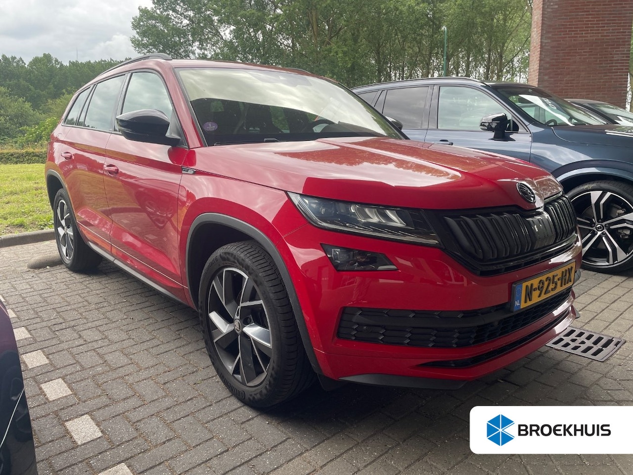 Skoda Kodiaq - 1.5 TSI Sportline Business Plus l Dealeronderhouden l Pano Dak l 360gr Camera l Elektr. St - AutoWereld.nl
