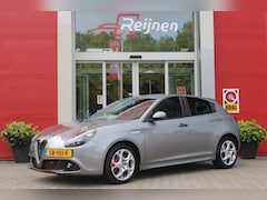 Alfa Romeo Giulietta - 1.4 Turbo 170PK AUTOMAAT MultiAir SUPER | AFNEEMBARE TREKHAAK | NAVIGATIE | "BREMBO" REMKL