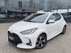 Toyota Yaris - 1.5 Hybrid 115 Dynamic | Sensoren v/a | Stuur & Stoelverwarming