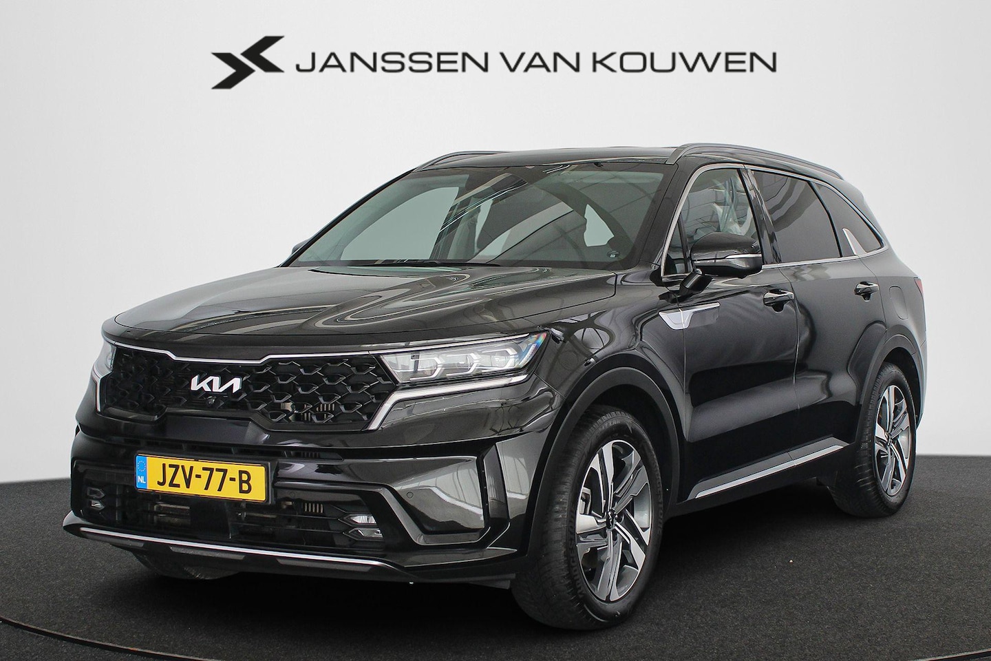 Kia Sorento - 1.6 T-GDI Plug-in Hybrid 4WD DynamicLine Trekhaak Stoelverwarming Leder - AutoWereld.nl
