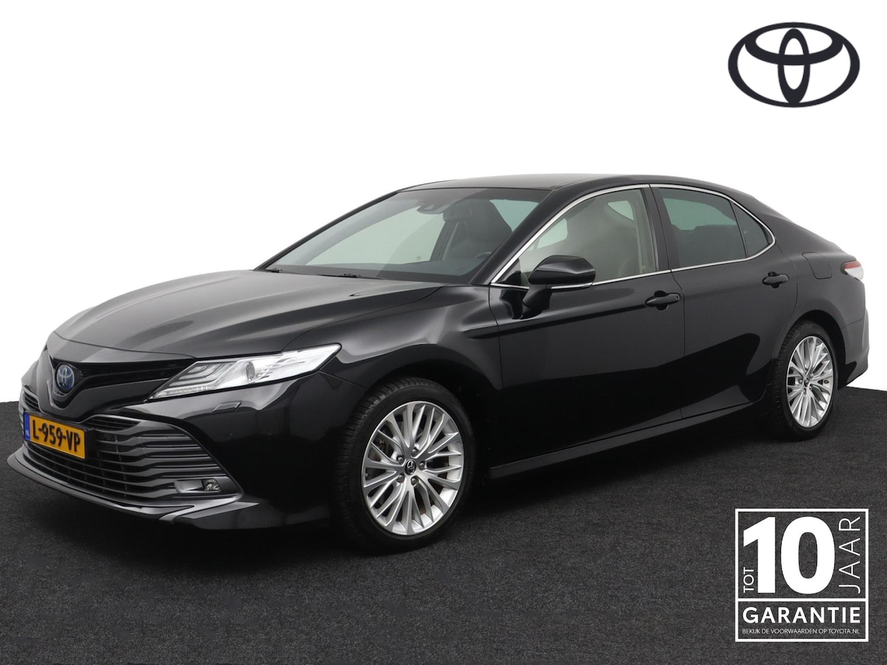 Toyota Camry - 2.5 Hybrid Executive | Lederen bekleding | Electrisch verstelbare voorstoelen | Keyless | - AutoWereld.nl
