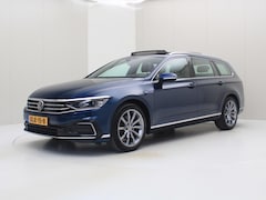 Volkswagen Passat Variant - 1.4 TSI GTE 218PK DSG6 [ TREKHAAK+PANO+DYNAUDIO+NAVI+STOELVERWARMING+LED ]