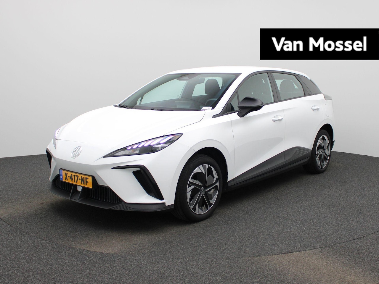 MG MG4 - Standard 51 kWh | Apple Carplay/Android Auto | Adaptieve Cruise Control | Led Verlichting - AutoWereld.nl