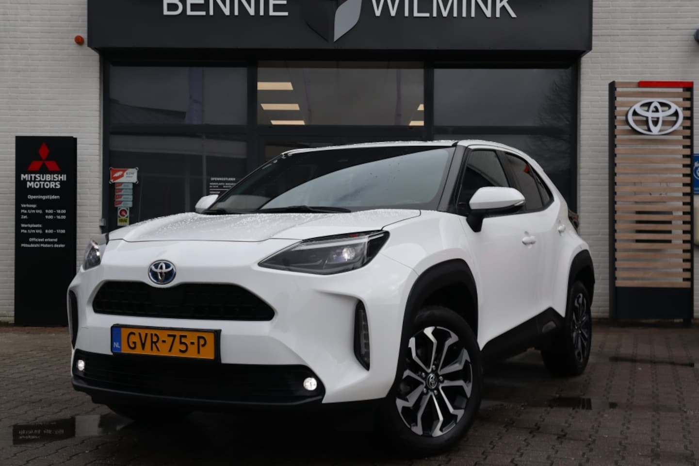 Toyota Yaris Cross - 1.5 Hybrid First Edition | Keyless | Carplay | Adapt. Cruise - AutoWereld.nl