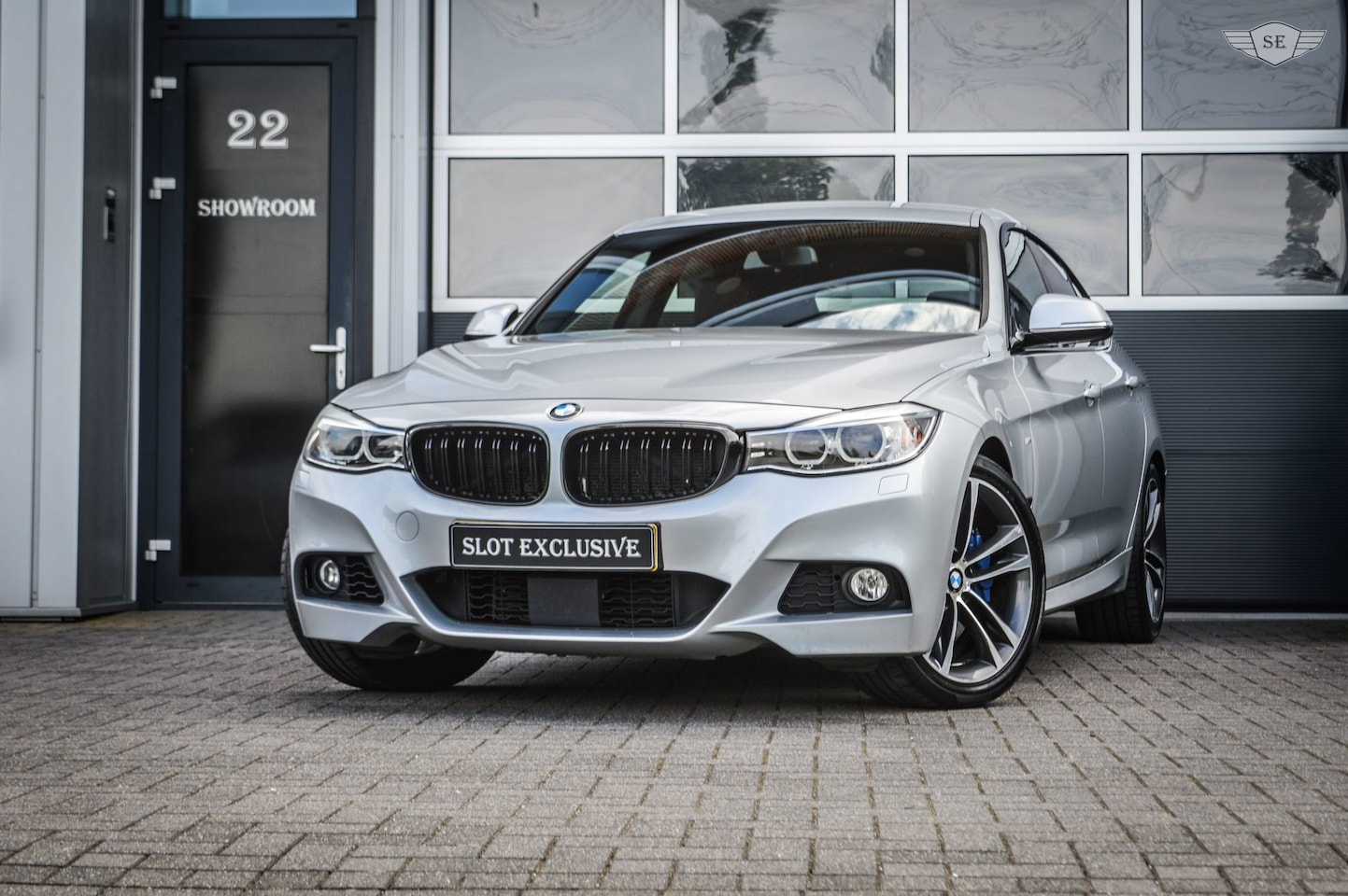 BMW 3-serie Gran Turismo - 335i High Executive|LEDER|ACC|PDC|NAVI - AutoWereld.nl