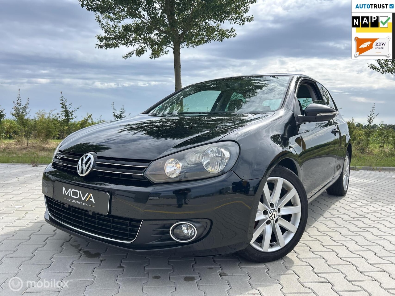 Volkswagen Golf - 1.4 TSI R-Line|APK|CRUISE CONT|CARPLAY| - AutoWereld.nl