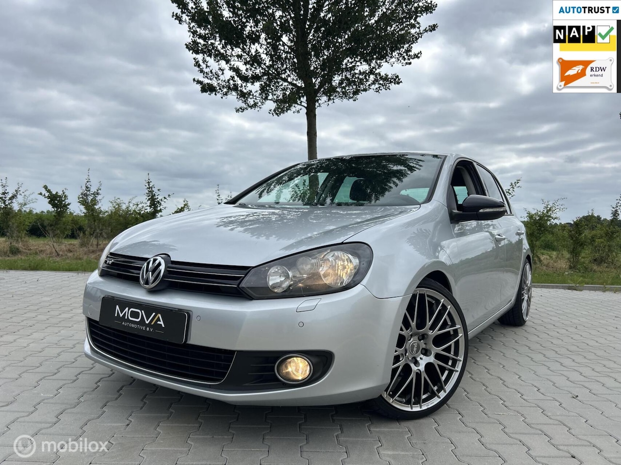 Volkswagen Golf - 1.2 TSI R-LINE|APK|STOELVERW.|CRUISE CONTROL - AutoWereld.nl