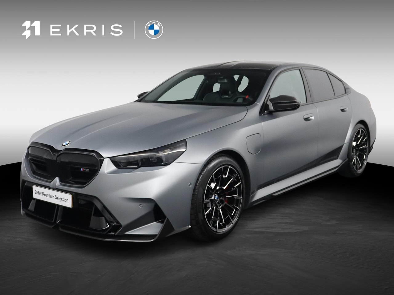 BMW M5 - 5-serie M-Performance Carbon, Uitlaatstukken, Achterdiffusor, Sideskirts, Antenne, Voorstu - AutoWereld.nl