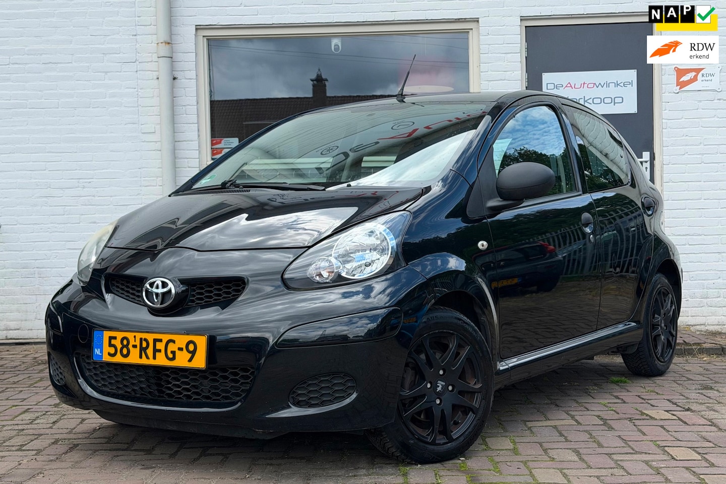 Toyota Aygo - 1.0-12V Airco 5-deurs - AutoWereld.nl