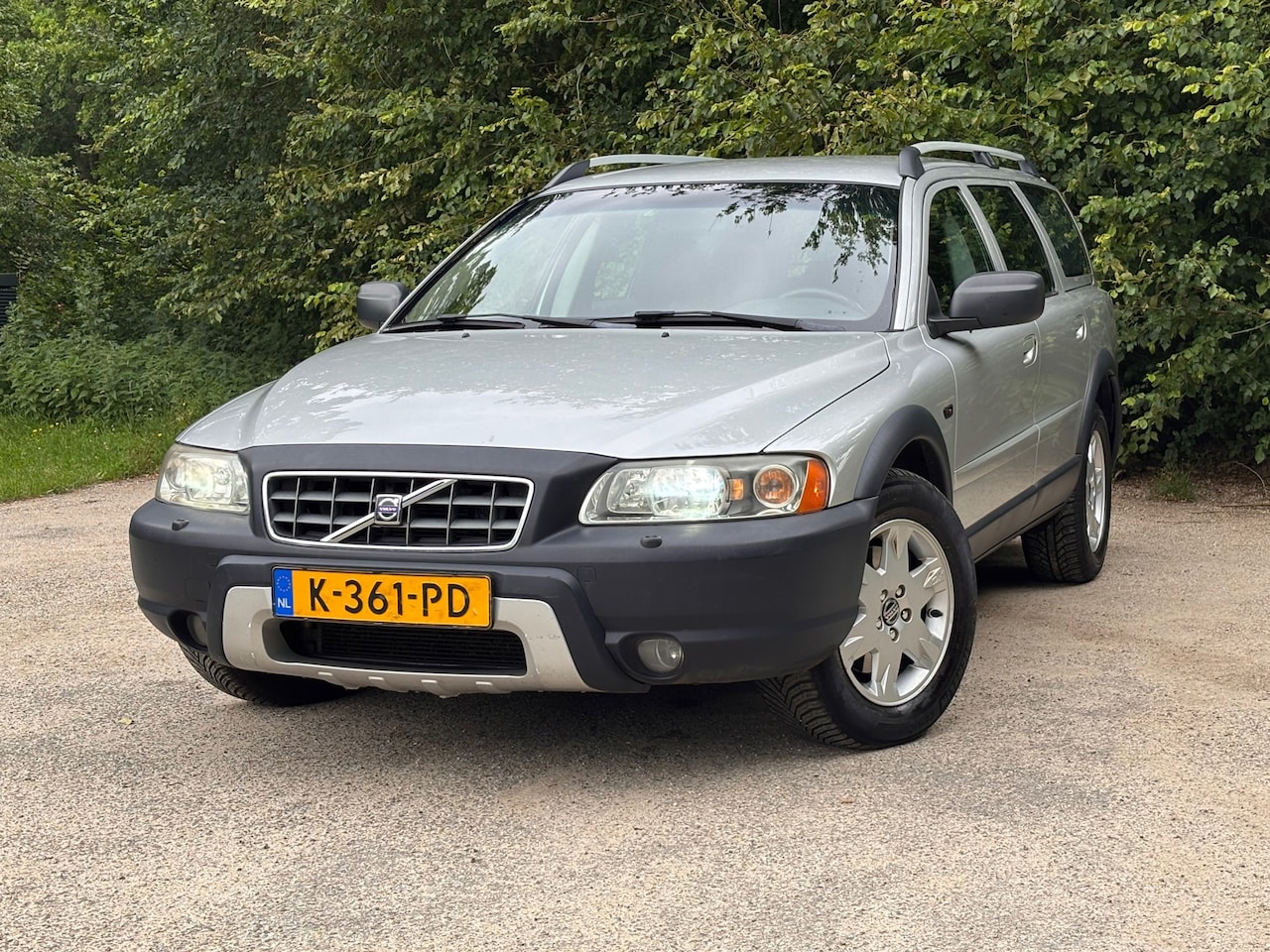 Volvo V70 - 2.5T AWD Kinetic | Automaat + Cruise control Nu € 3.950,- !!! - AutoWereld.nl