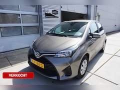 Toyota Yaris - 1.3 VVT-i Now Airco|Trekhaak|