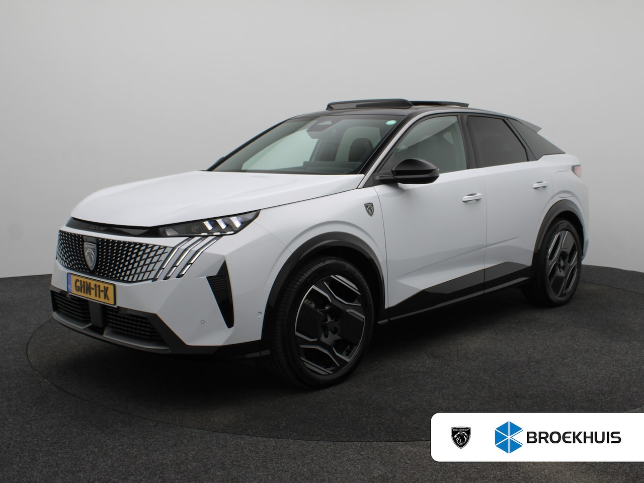 Peugeot e-3008 - GT 73 kWh 94% SOH | Full Option | Lederen Bekleding | Stoelverwarming en Ventilatie | Mass - AutoWereld.nl