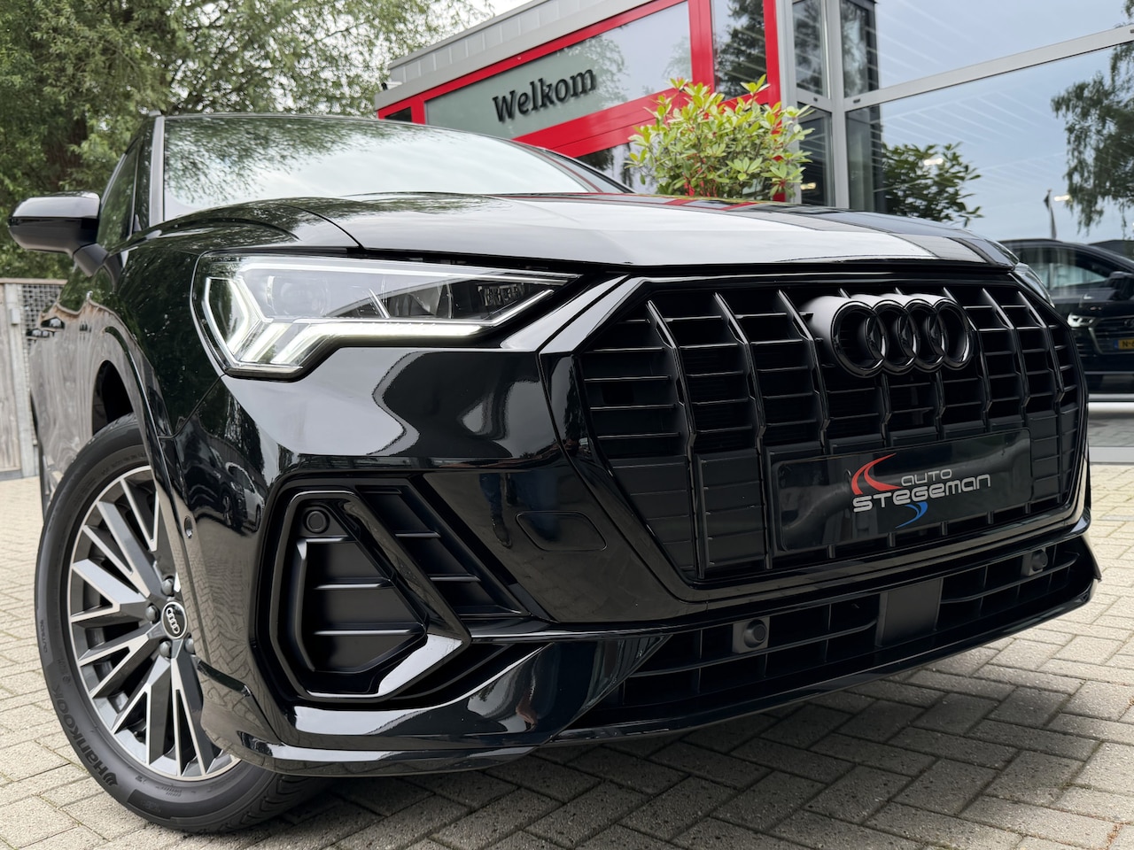 Audi Q3 - 45 TFSI-e AUT *!* S-LINE *!* NAVI/ MATRIX/ RADAR/ 19 INCH/ BLACK OPTIEK *!* - AutoWereld.nl