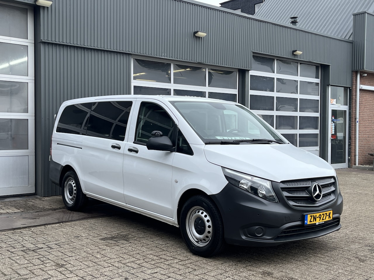 Mercedes-Benz Vito Tourer - 116 BlueTEC Pro Lang Airco Cruise control PDC Euro 6  geschikt voor Taxi Groeps vervoer Pe - AutoWereld.nl