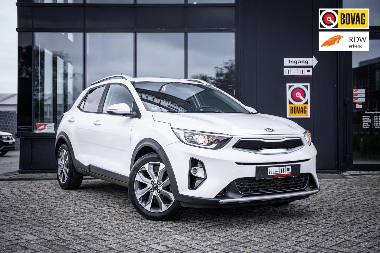 Kia Stonic - 1.0 T-GDi DynamicPlusLine*AUTOMAAT*CARPLAY*CLIMA* - AutoWereld.nl