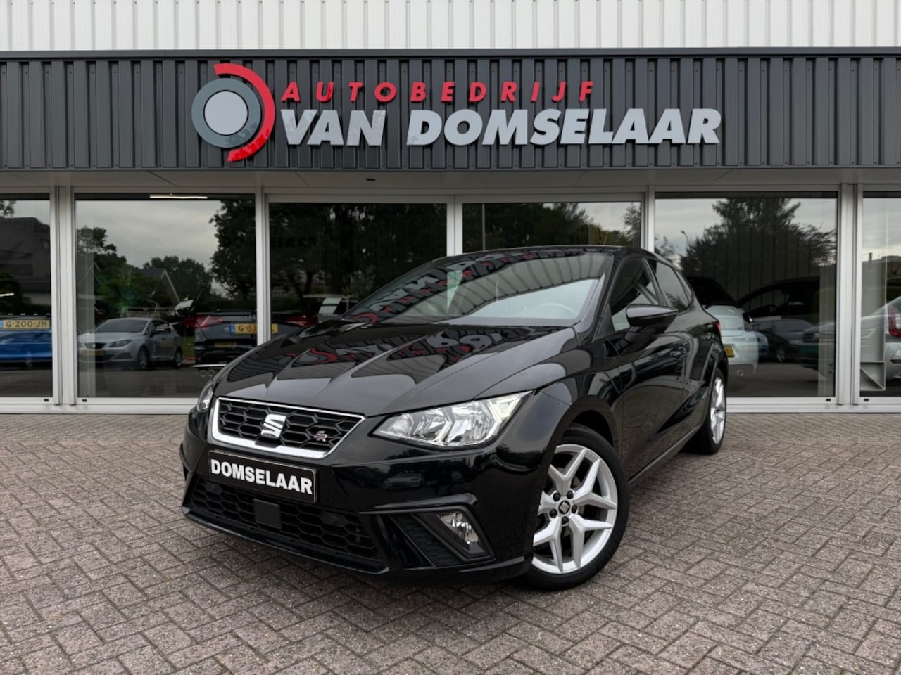 SEAT Ibiza - 1.0 TSI FR Business Intense - NL Auto Navi Carplay Camera - AutoWereld.nl