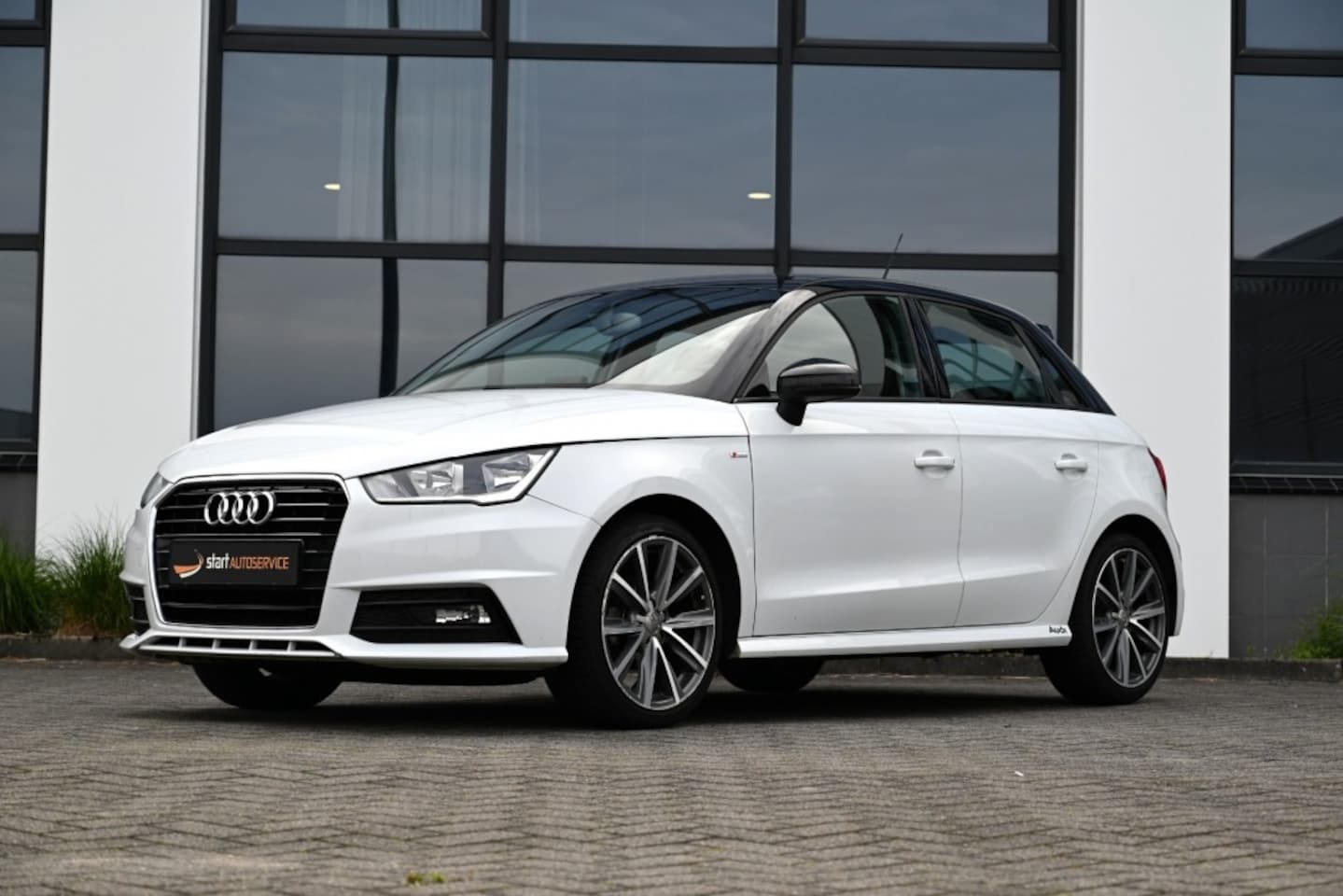 Audi A1 Sportback - Sportback TSFI Sport S line Cruise Clima Navi - AutoWereld.nl