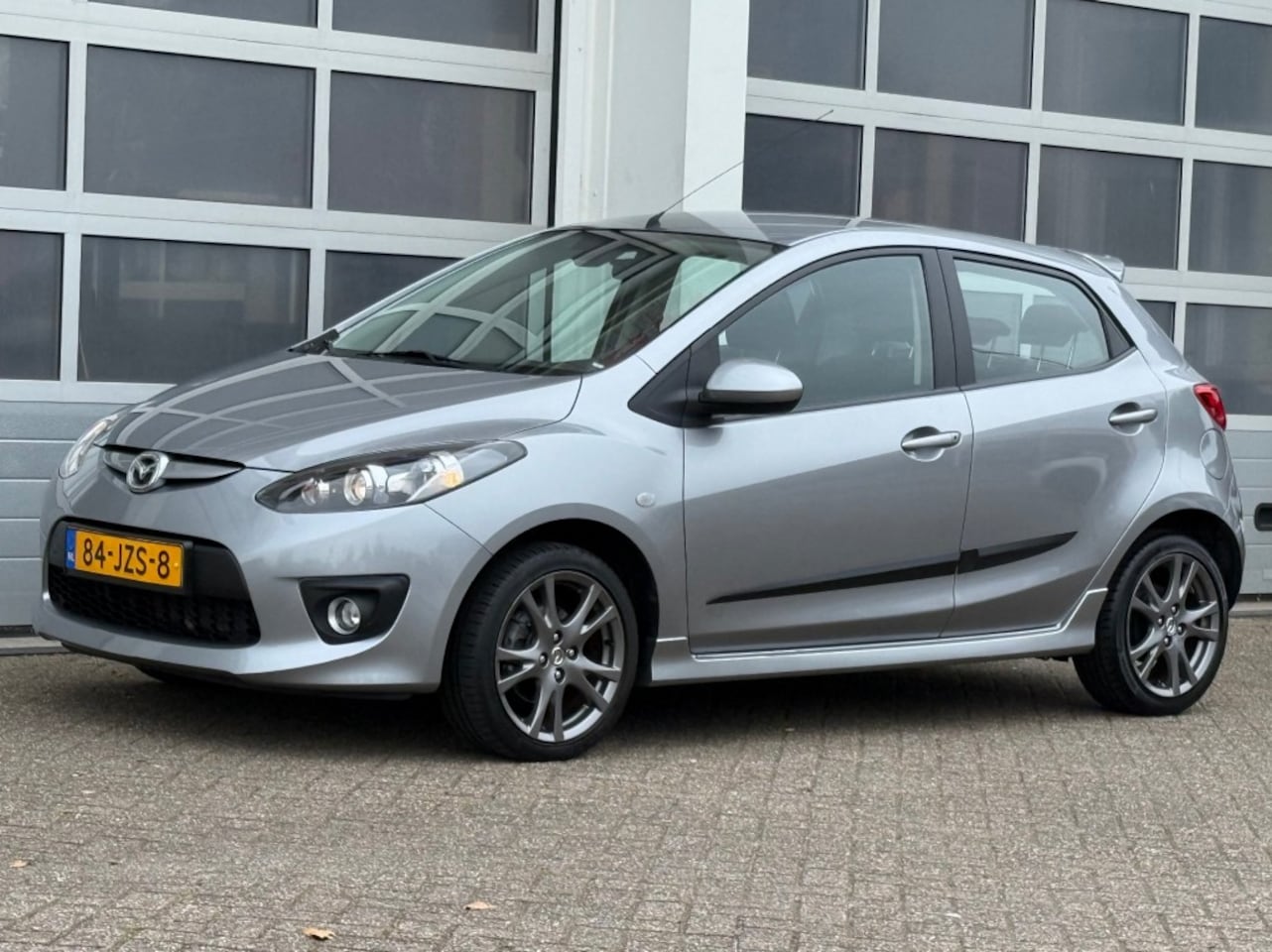 Mazda 2 - 1.3 Kuro Limited Edition 5-Drs Airco Stoelverw Trekhaak - AutoWereld.nl