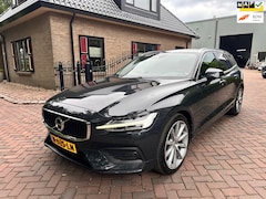 Volvo V60 - 2.0 T4 Momentum Pro Pano/Memory/Digital cockpit