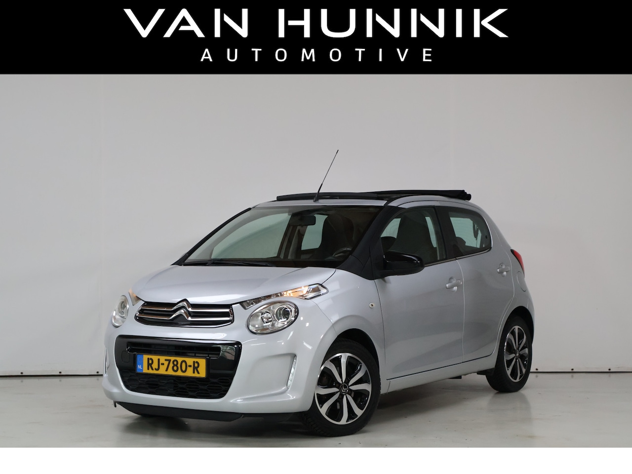 Citroën C1 - 1.0 VTi Shine | Automaat | Cabrio | Camera | Bluetooth | Stoelverwarming - AutoWereld.nl