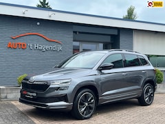 Skoda Karoq - 1.5 TSI 150PK Sportline pano trekh 1EIG