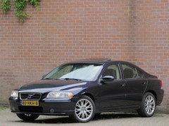 Volvo S60 - 2.4 Drivers Edition Schuifdak / Xenon / Trekhaak