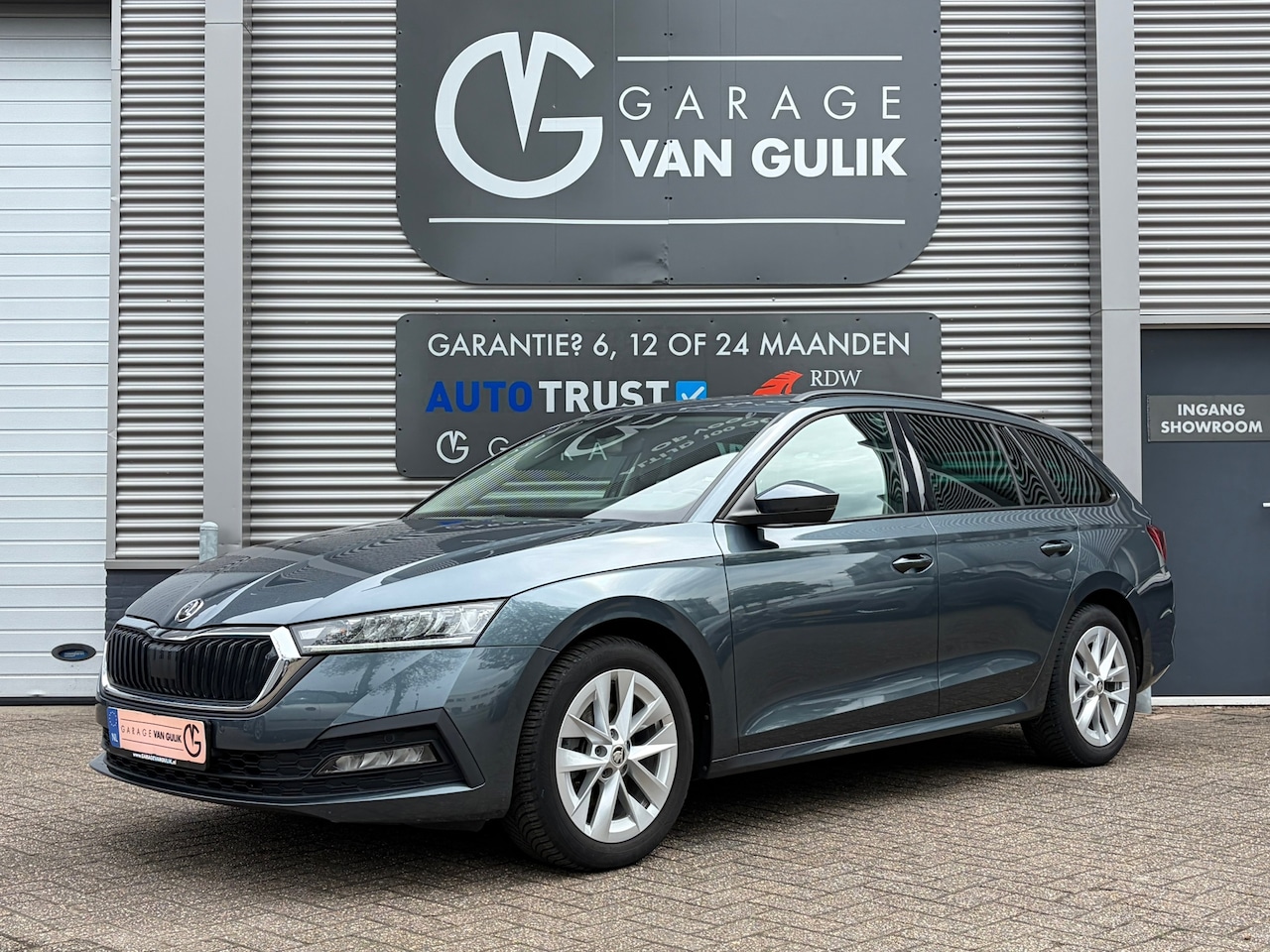 Skoda Octavia Combi - 1.5 TSI 150PK Clima,Cruise,Isofix,Carplay,ElektrRamen+Spiegels,Camera,Pdc,Led,Lmv,Multi-St - AutoWereld.nl